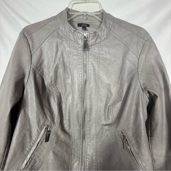 Apt 9 Women's Gray Faux Leather Moto Jacket, Size Large, EUC. Lined. Zippers! - Picture 6 of 16
